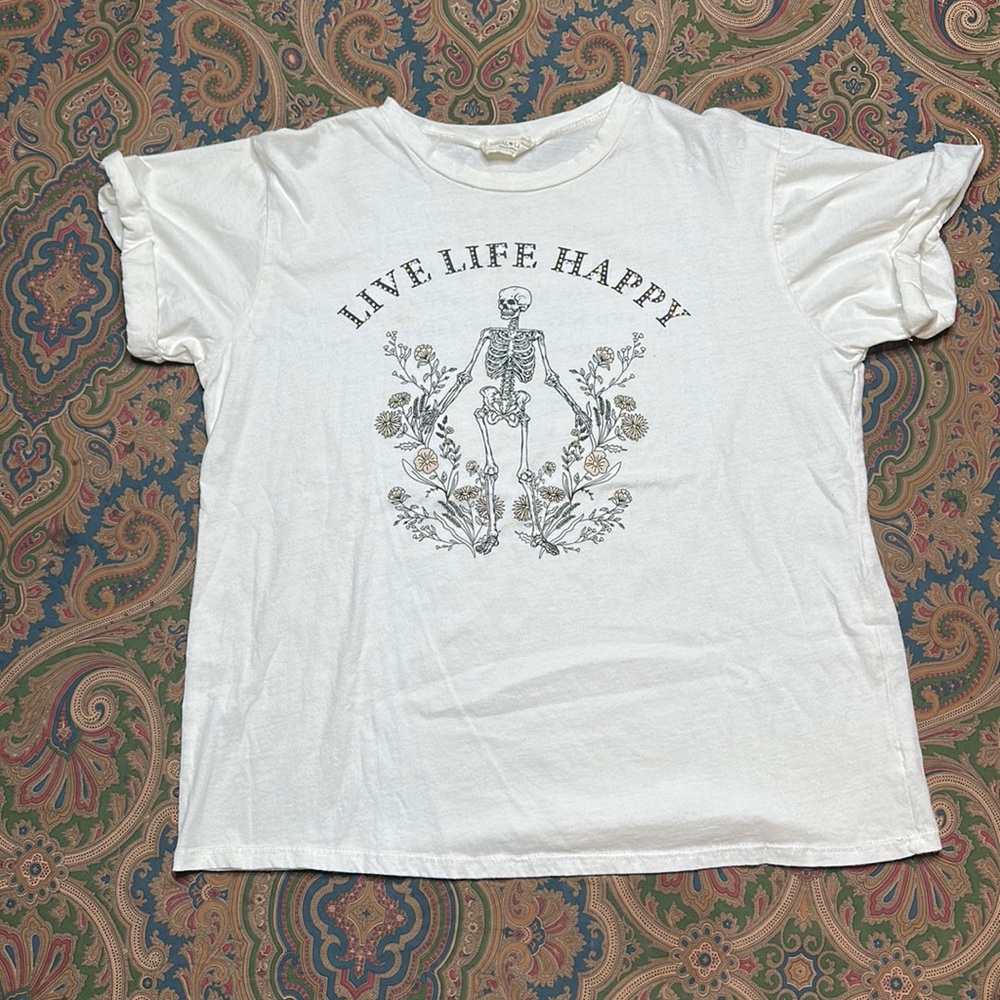 Local Lab ‘live life happy’ front& back graphic t cuffed sleeve bejeweled text L